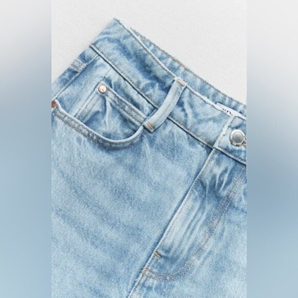 NWOT - Zara, Women's High Rise Straight Leg Jeans - Light Blue. Size: 2 (US). - Picture 14 of 14